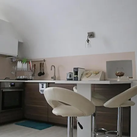 La Casa Del Corso Bed and Breakfast 3*