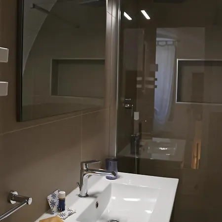 La Casa Del Corso B&B 산테라모 인 콜레