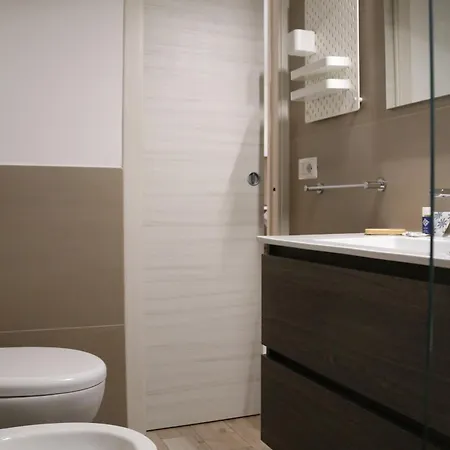 La Casa Del Corso 3* 산테라모 인 콜레